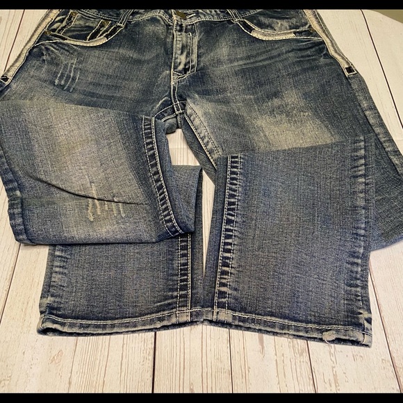 Men’s Slim Fit Jeans - Picture 9 of 12